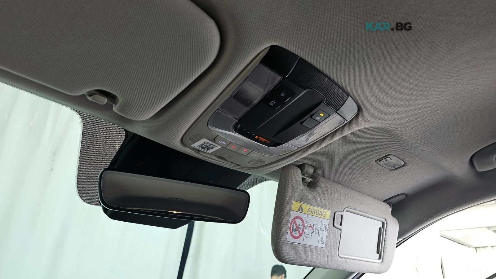 Kia Sorento 2.5T/4WD/GRAVITY/HUD/360, снимка 17 - Автомобили и джипове - 54869971