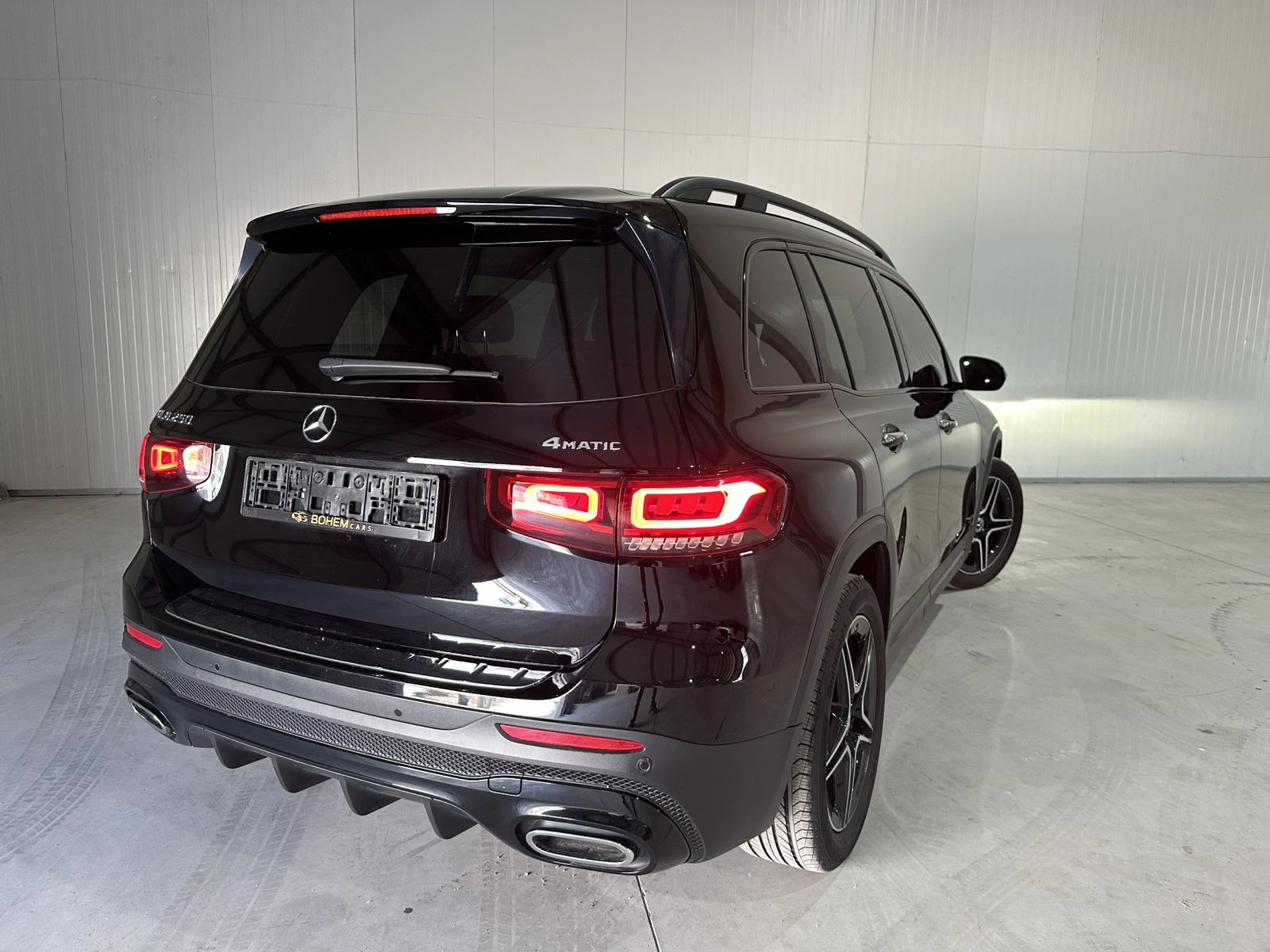 Mercedes-Benz GLB 250, снимка 3 - Автомобили и джипове - 54961453