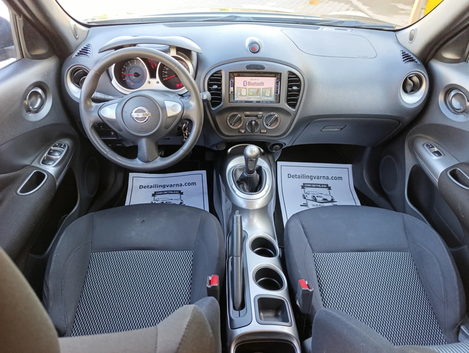 Nissan Juke 1.6i ШВЕЙЦАРИЯ, снимка 11 - Автомобили и джипове - 55025193