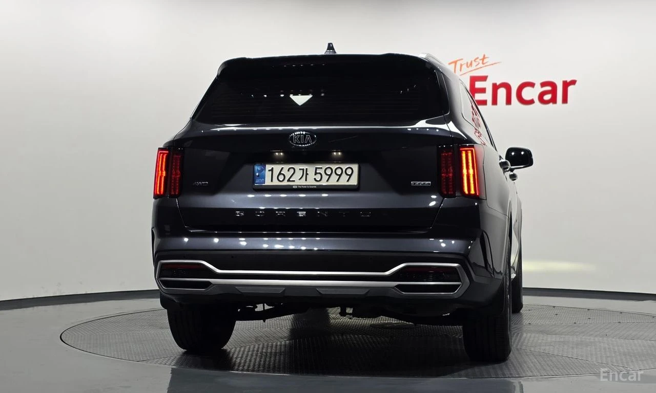 Kia Sorento 2.5T Prestige 4x4* DISTRONIC* ПОДГРЕВ* ОБДУХВАНЕ* , снимка 4 - Автомобили и джипове - 55485132