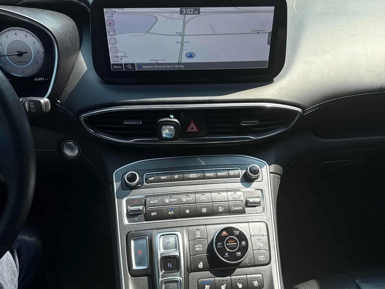 Hyundai Santa fe Ultimate Calligraphy/360/DIS/HUD/H&K/ОБДУХВАНЕ, снимка 9 - Автомобили и джипове - 55632568
