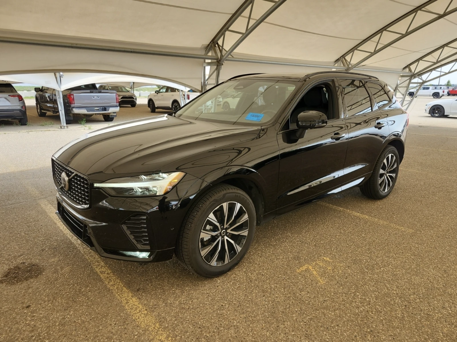 Volvo XC60 2025 Volvo XC60 B5 PLUS DARK THEME
