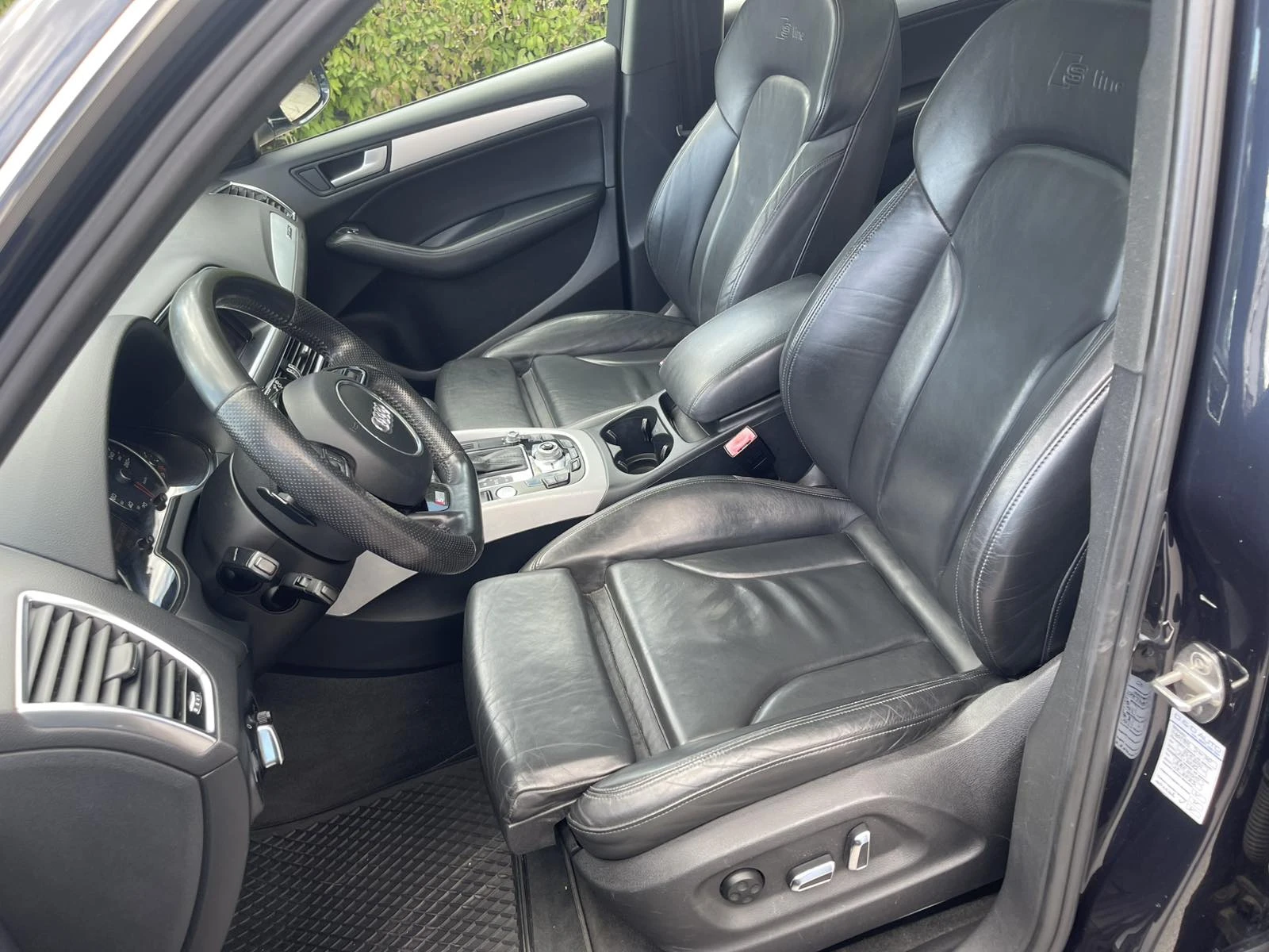 Audi Q5 Audi Q5 2.0TDI Quattro S-line, снимка 10 - Автомобили и джипове - 56116152