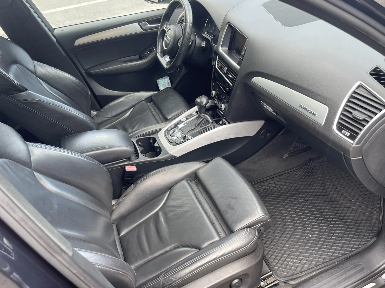 Audi Q5 Audi Q5 2.0TDI Quattro S-line, снимка 12 - Автомобили и джипове - 56116152