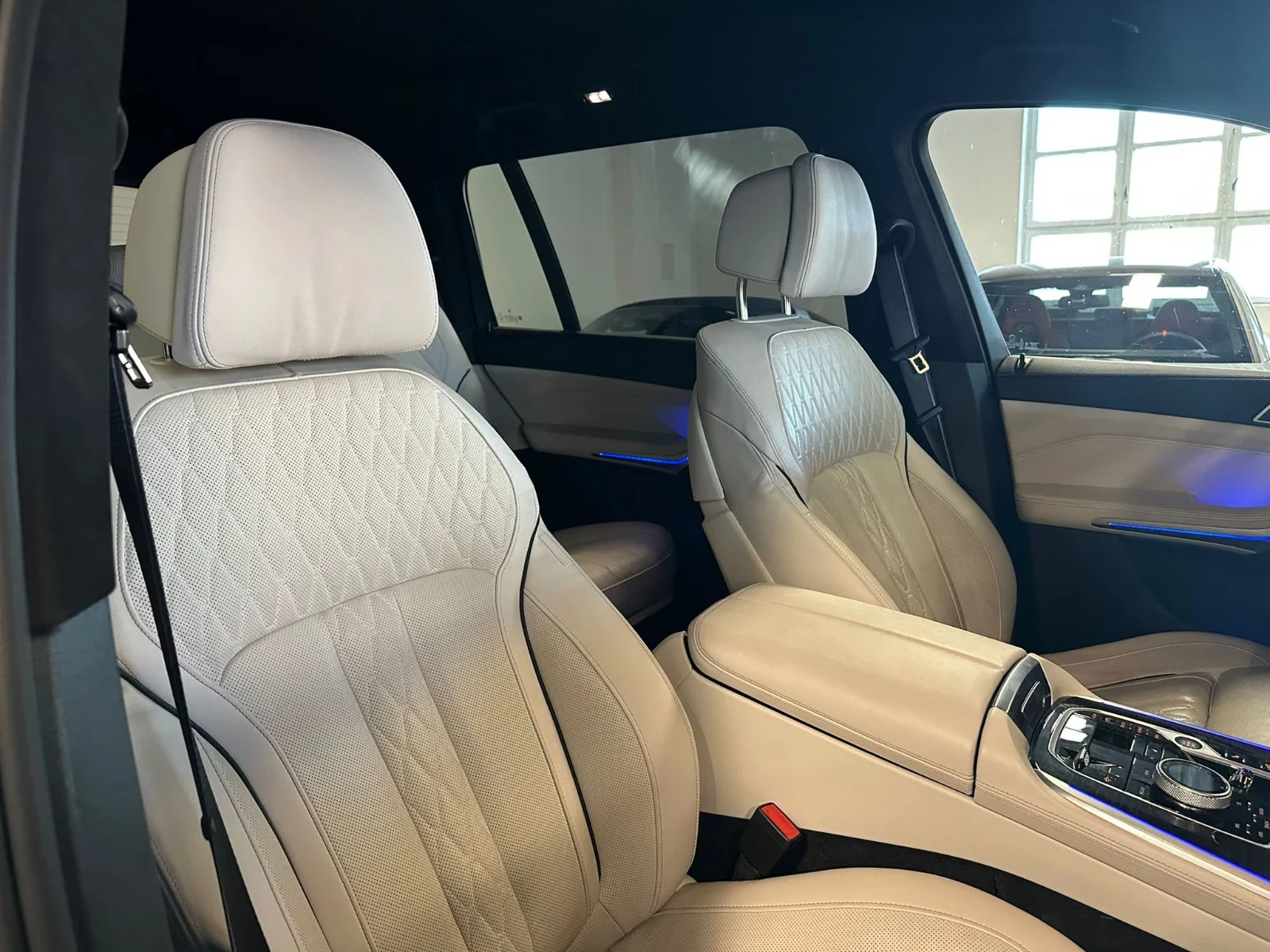 BMW X7 40d/xDrive/M SPORT PRO/7 SEATS/ICONIC GLOW | Mobile.bg � ����������� 14
