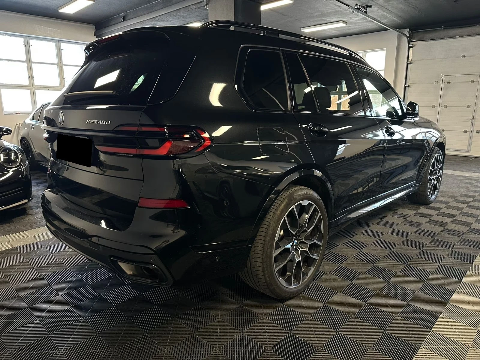 BMW X7 40d/xDrive/M SPORT PRO/7 SEATS/ICONIC GLOW | Mobile.bg � ����������� 5