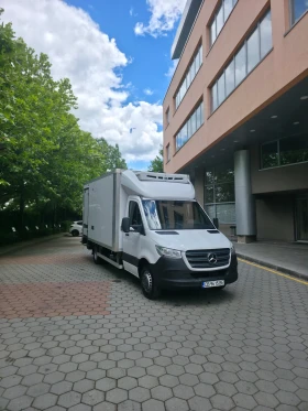������ Mercedes-Benz Sprint...