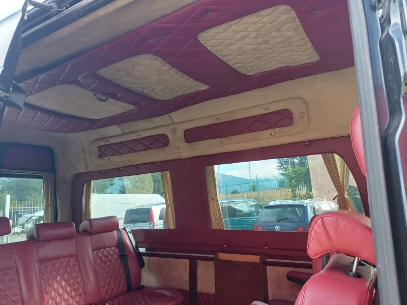 VW Crafter 2, 5tdi, LUKS, снимка 10 - Бусове и автобуси - 52799925