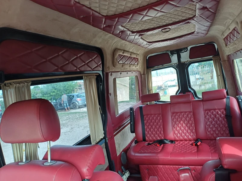 VW Crafter 2, 5tdi, LUKS, снимка 16 - Бусове и автобуси - 52799925