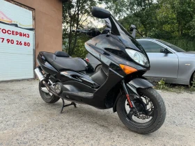  Yamaha T-max