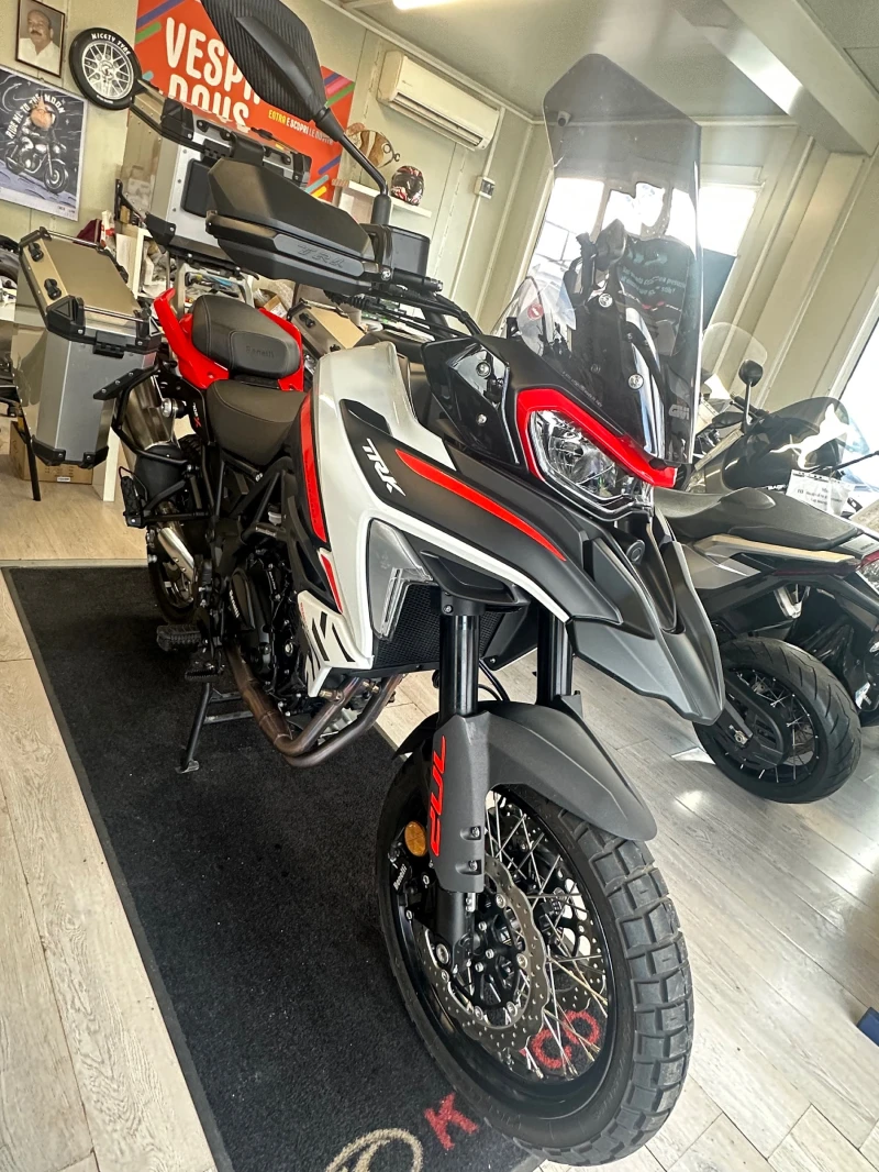 Benelli TRK 702X Travel Pack 2025г., снимка 8 - Мотоциклети и мототехника - 53522475