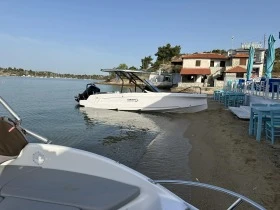 Моторна яхта Axopar 22 T TOP, снимка 2