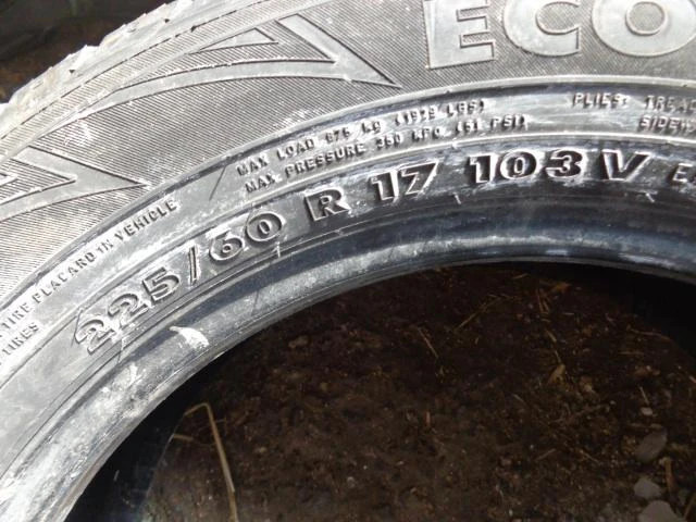 Гуми Зимни 225/60R17, снимка 5 - Гуми и джанти - 20871905