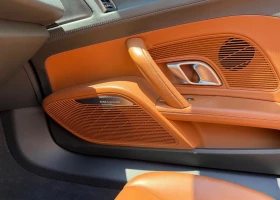 Audi R8 5.2 FSI V10, снимка 6