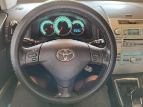 Toyota Corolla verso, снимка 15 - Автомобили и джипове - 46019154