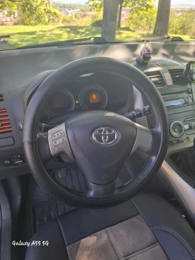 Toyota Auris, снимка 13