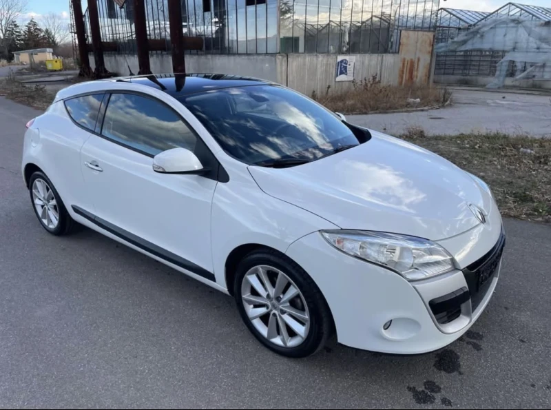 Renault Megane, снимка 3 - Автомобили и джипове - 48465183