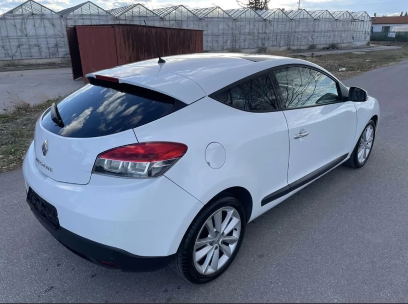 Renault Megane, снимка 6 - Автомобили и джипове - 48465183