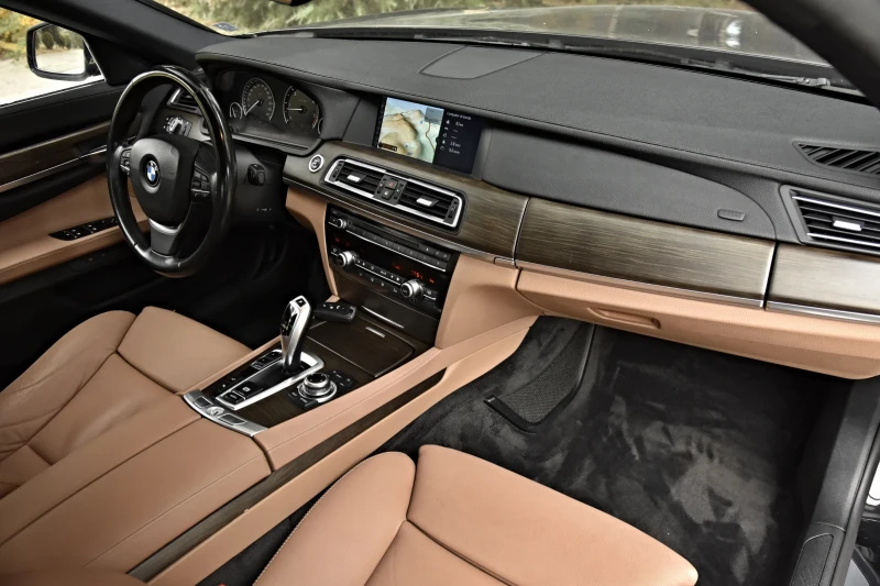 BMW 730 Soft close, снимка 9 - Автомобили и джипове - 49108578