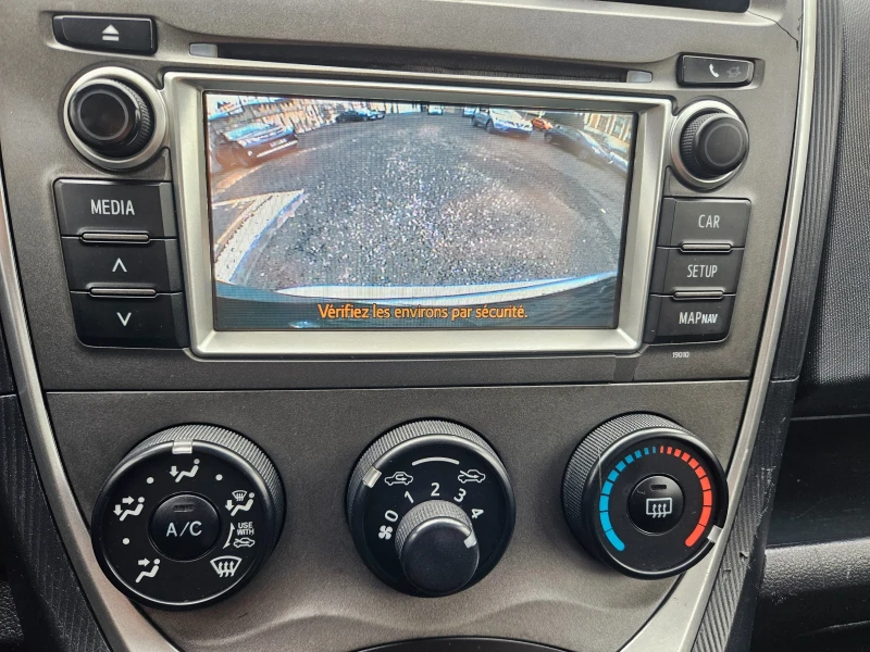 Toyota Verso S 1.4 D4D, снимка 13 - Автомобили и джипове - 51939564