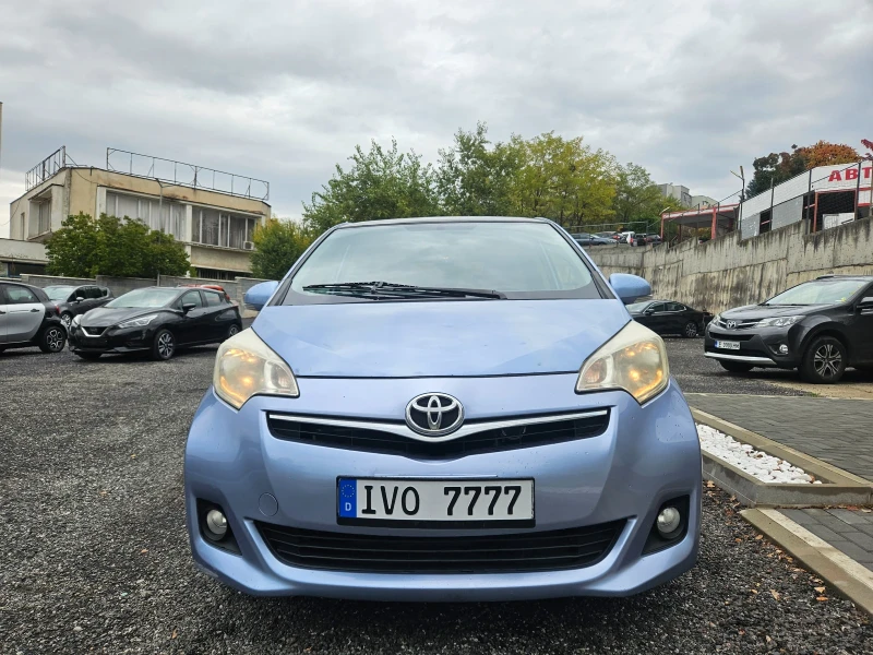 Toyota Verso S 1.4 D4D, снимка 5 - Автомобили и джипове - 51939564