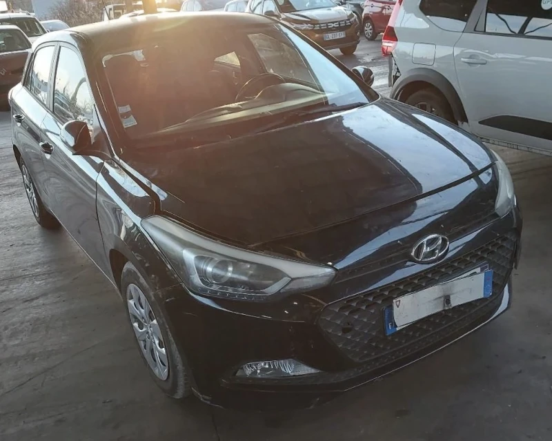 Hyundai I20 1.2i Euro6 , снимка 2 - Автомобили и джипове - 52756322