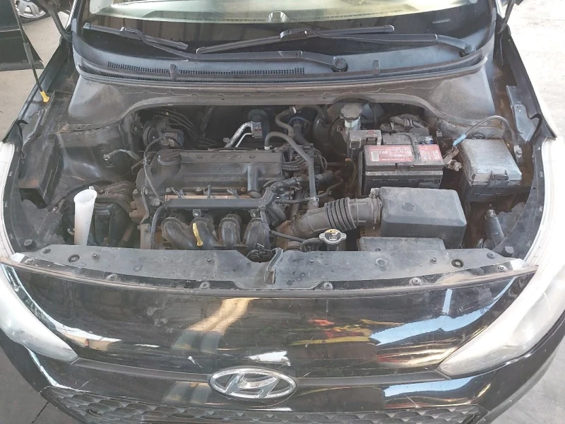 Hyundai I20 1.2i Euro6 , снимка 13 - Автомобили и джипове - 52756322