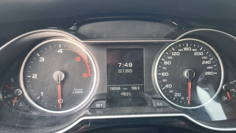 Audi A4 S-line, снимка 7 - Автомобили и джипове - 53210151