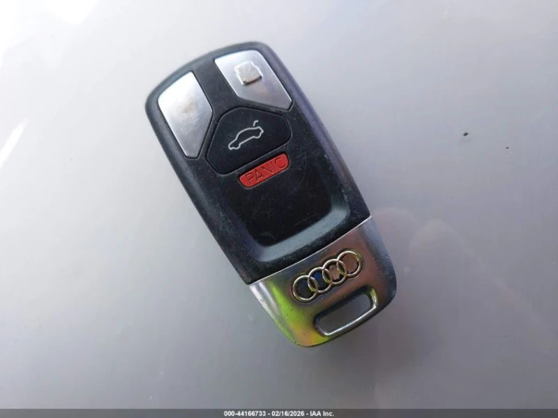 Audi A4 2.0l 2.0T Premium, снимка 11 - Автомобили и джипове - 53577607