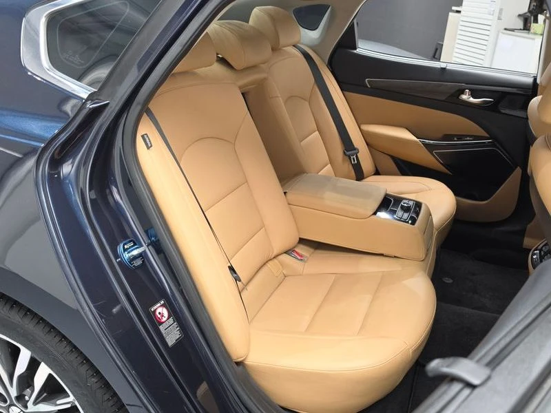 Kia K7 2.4 Automatic, снимка 11 - Автомобили и джипове - 55880403