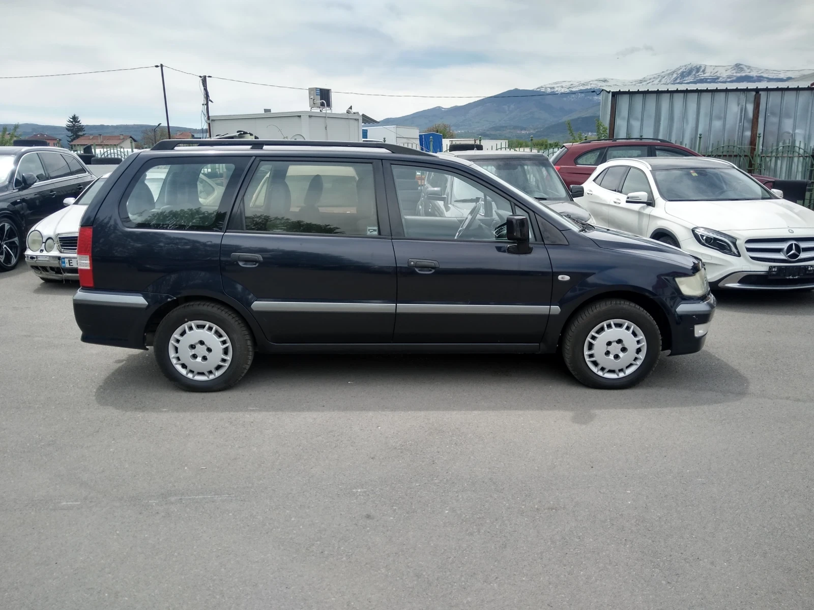 Mitsubishi Space wagon 2.0, снимка 1