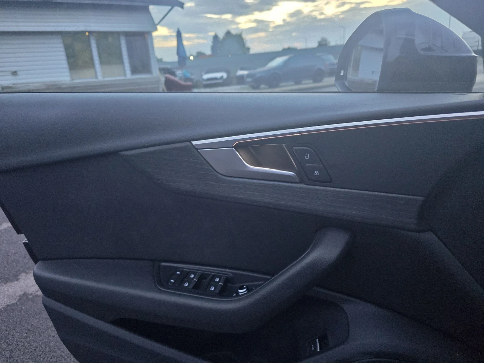 Audi A4 Два Броя A4 B9 2.0TDI 163КС и 190KC S-TRONIC  | Mobile.bg — изображение 11