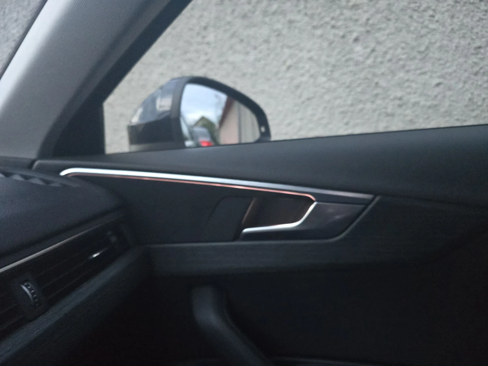 Audi A4 Два Броя A4 B9 2.0TDI 163КС и 190KC S-TRONIC  | Mobile.bg — изображение 12