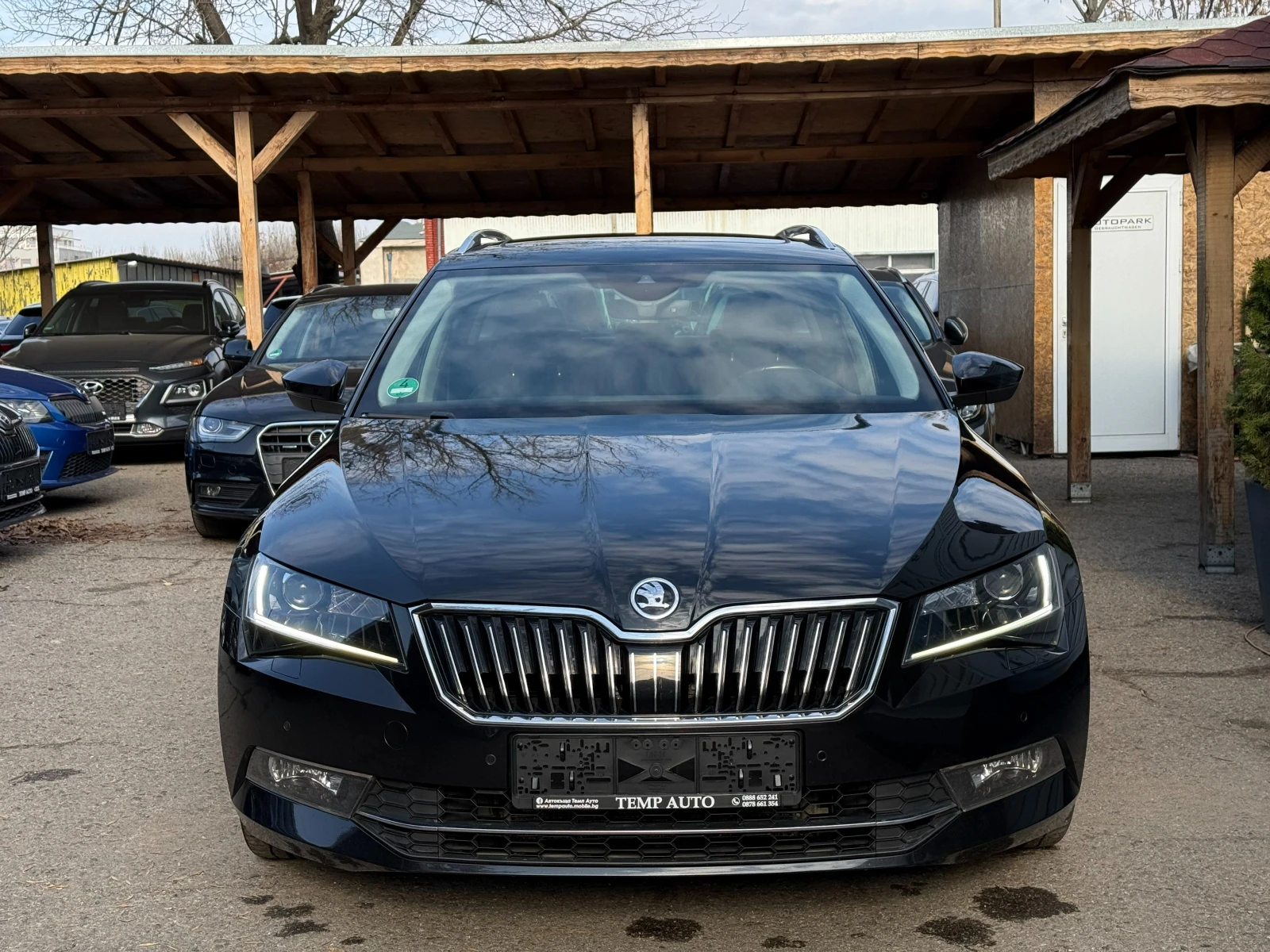 Skoda Superb 2.0TDI* 190к.с* С ПЪЛНА СЕРВИЗНА ИСТОРИЯ В ШКОДА - изображение 2