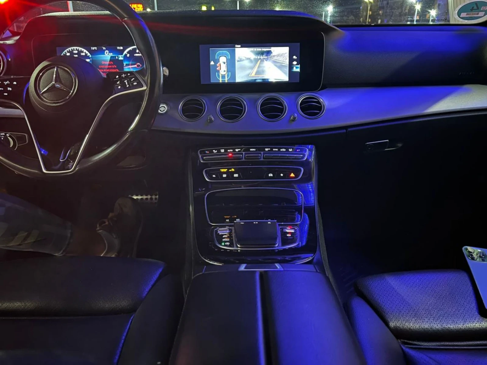 Mercedes-Benz E 200  - изображение 10