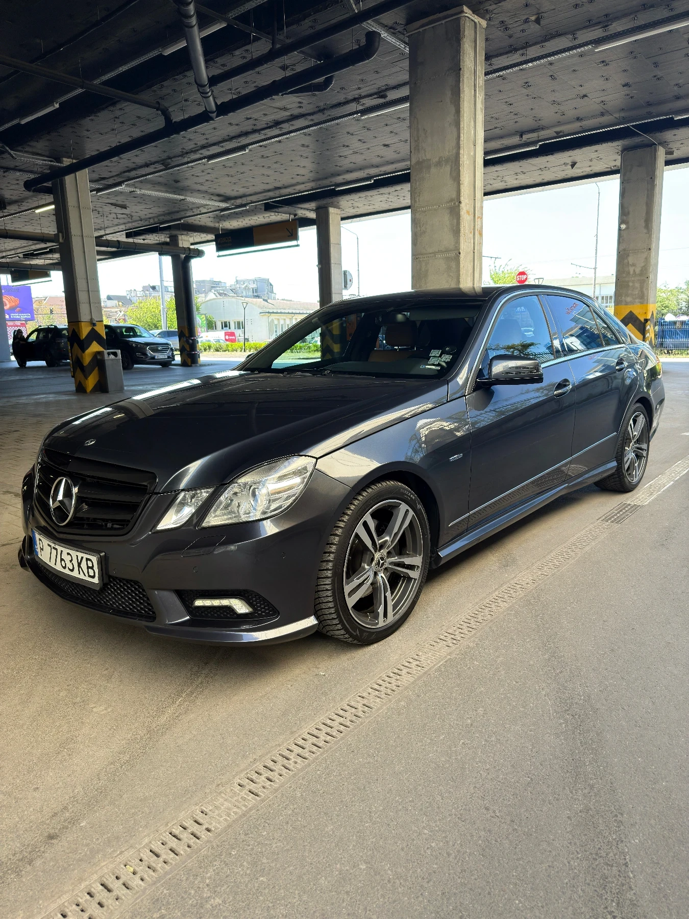 Mercedes-Benz E 350 4 MATIC AMG - изображение 8
