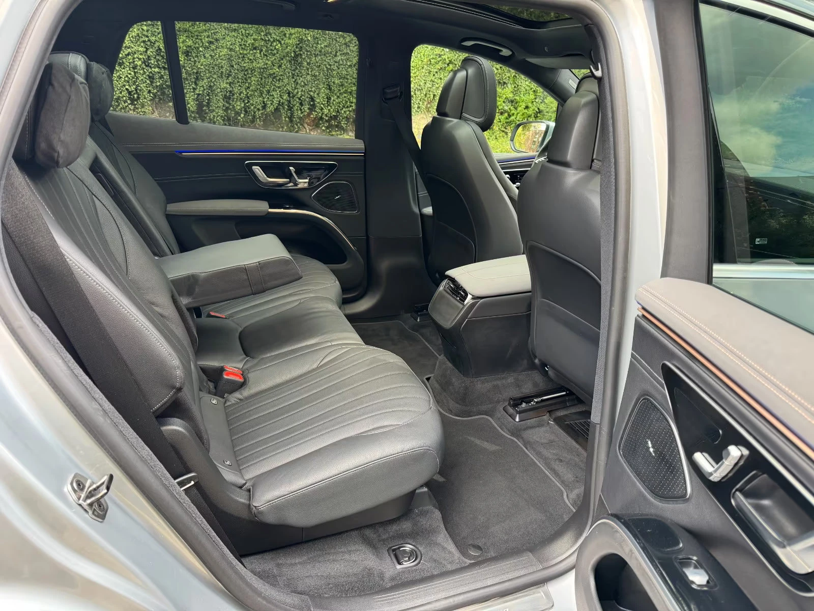 Mercedes-Benz EQS 450+ /SUV/ELECTRIC-ART/360HP/ADVANCED+ /360/342f | Mobile.bg   15