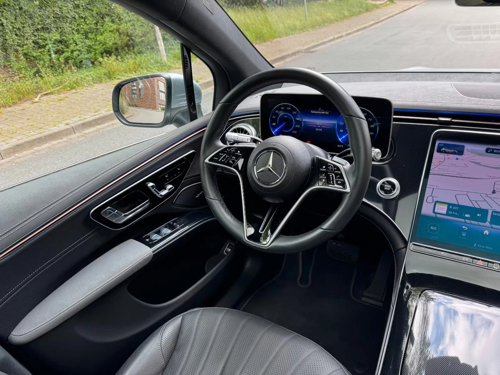 Mercedes-Benz EQS 450+ /SUV/ELECTRIC-ART/360HP/ADVANCED+ /360/342f | Mobile.bg   11