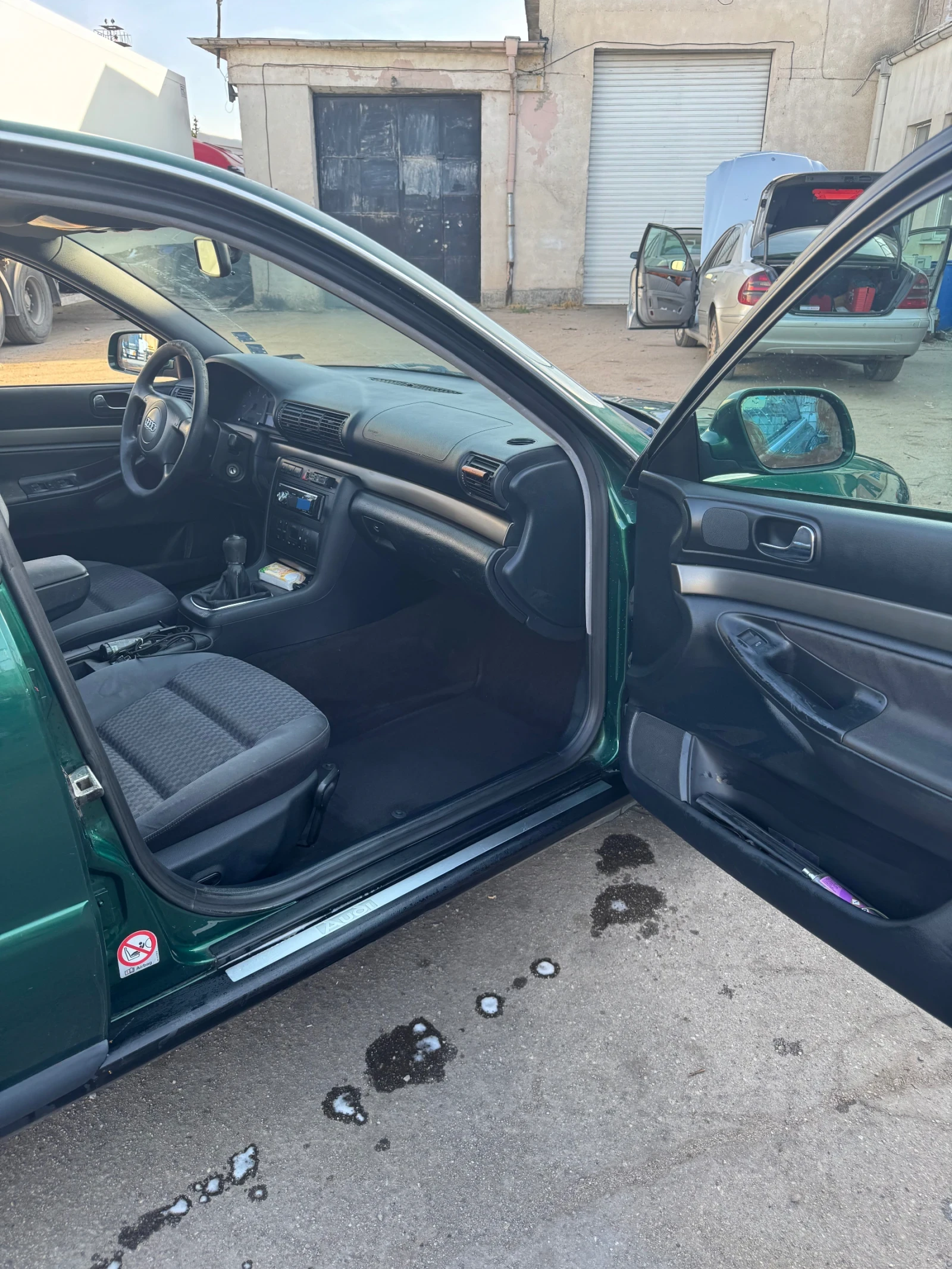 Audi A4 1.9TDI 110к.с - изображение 5
