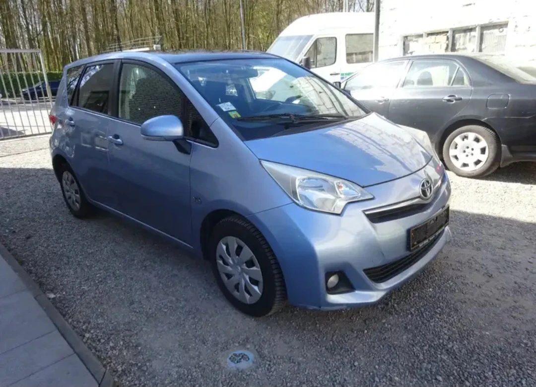 Toyota Verso S 1.4 D4D - изображение 3