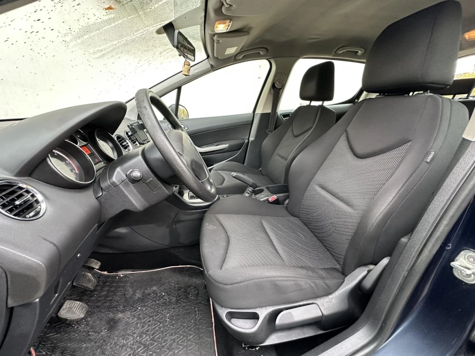 Peugeot 308 1.6HDI - изображение 10