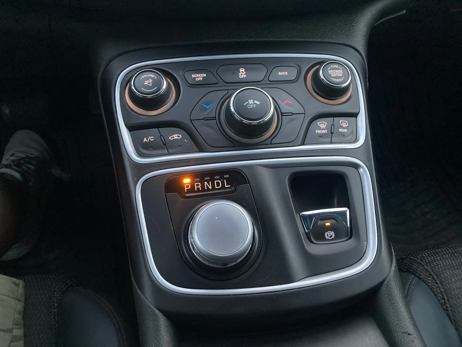 Chrysler 200 200s 2.4 9ZF | Mobile.bg   14