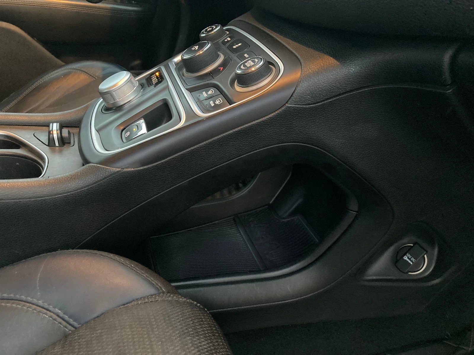 Chrysler 200 200s 2.4 9ZF | Mobile.bg   17