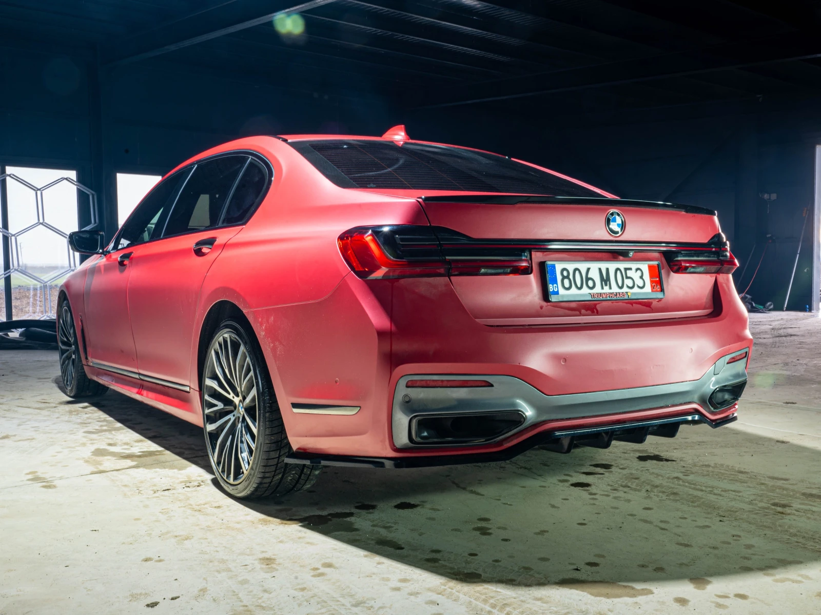 BMW 740 Carbon Core* ПЪЛЕН M ПАКЕТ* МАСАЖИ* ОБДУХВАНЕ*  - изображение 7