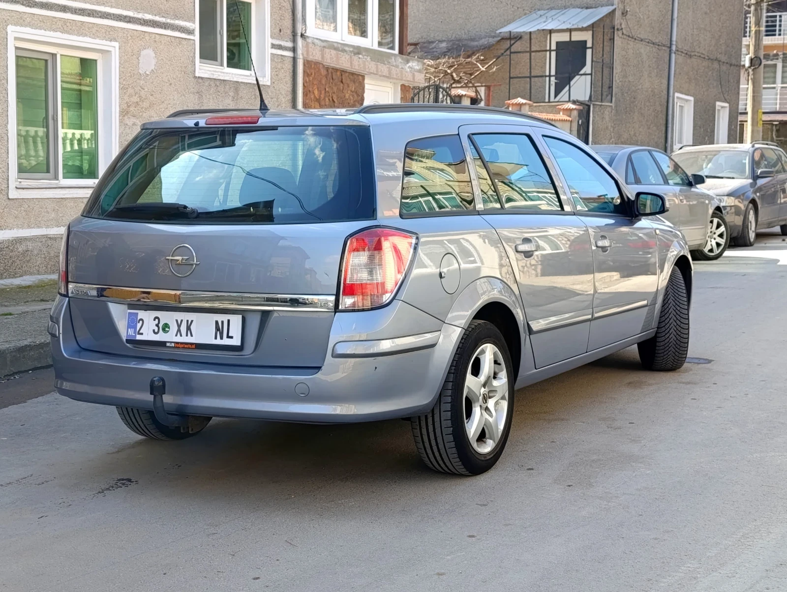 Opel Astra 1.6-benzin 2007-г., снимка 5 - Автомобили и джипове - 53846433