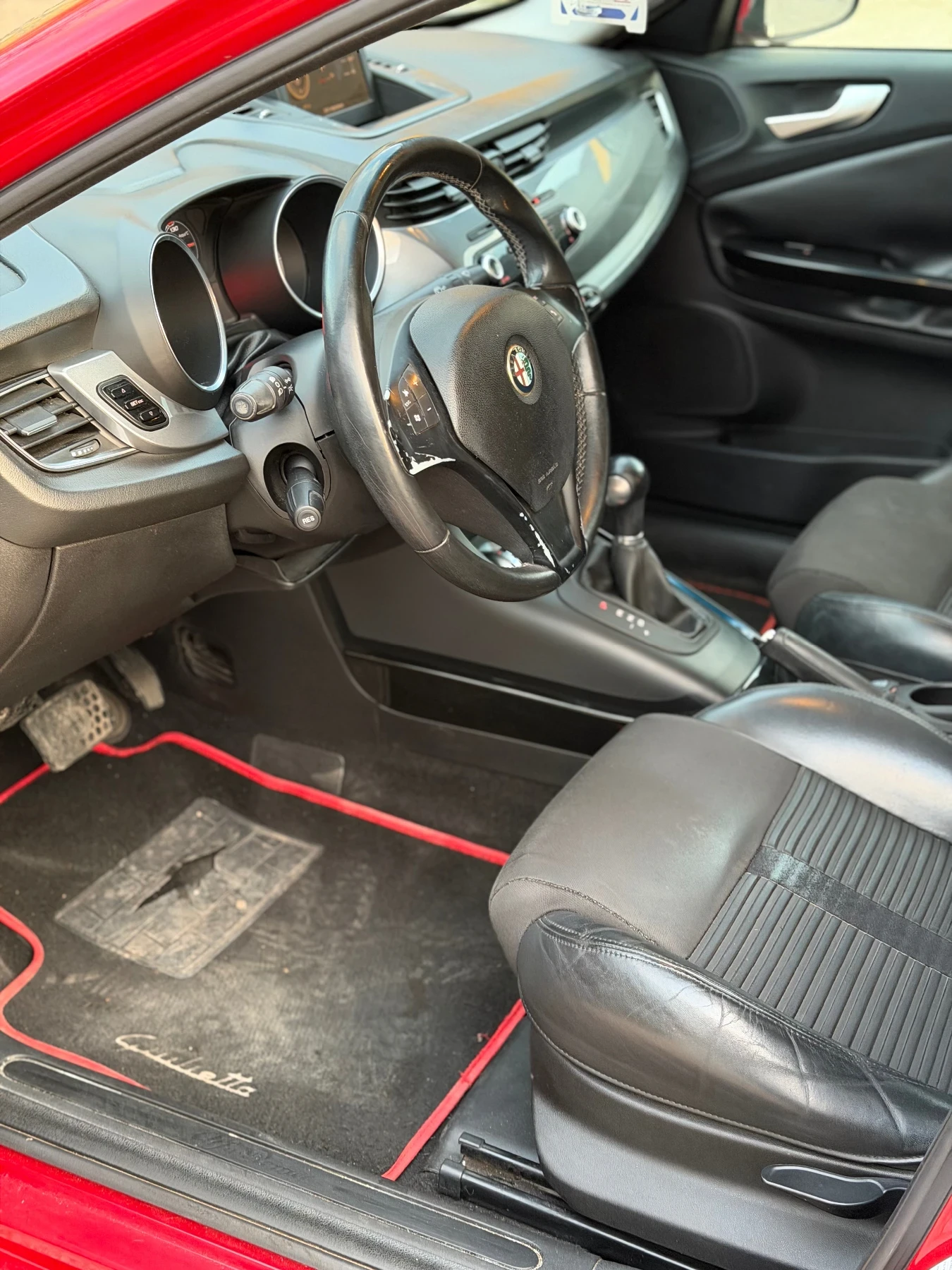 Alfa Romeo Giulietta, снимка 9 - Автомобили и джипове - 53989826