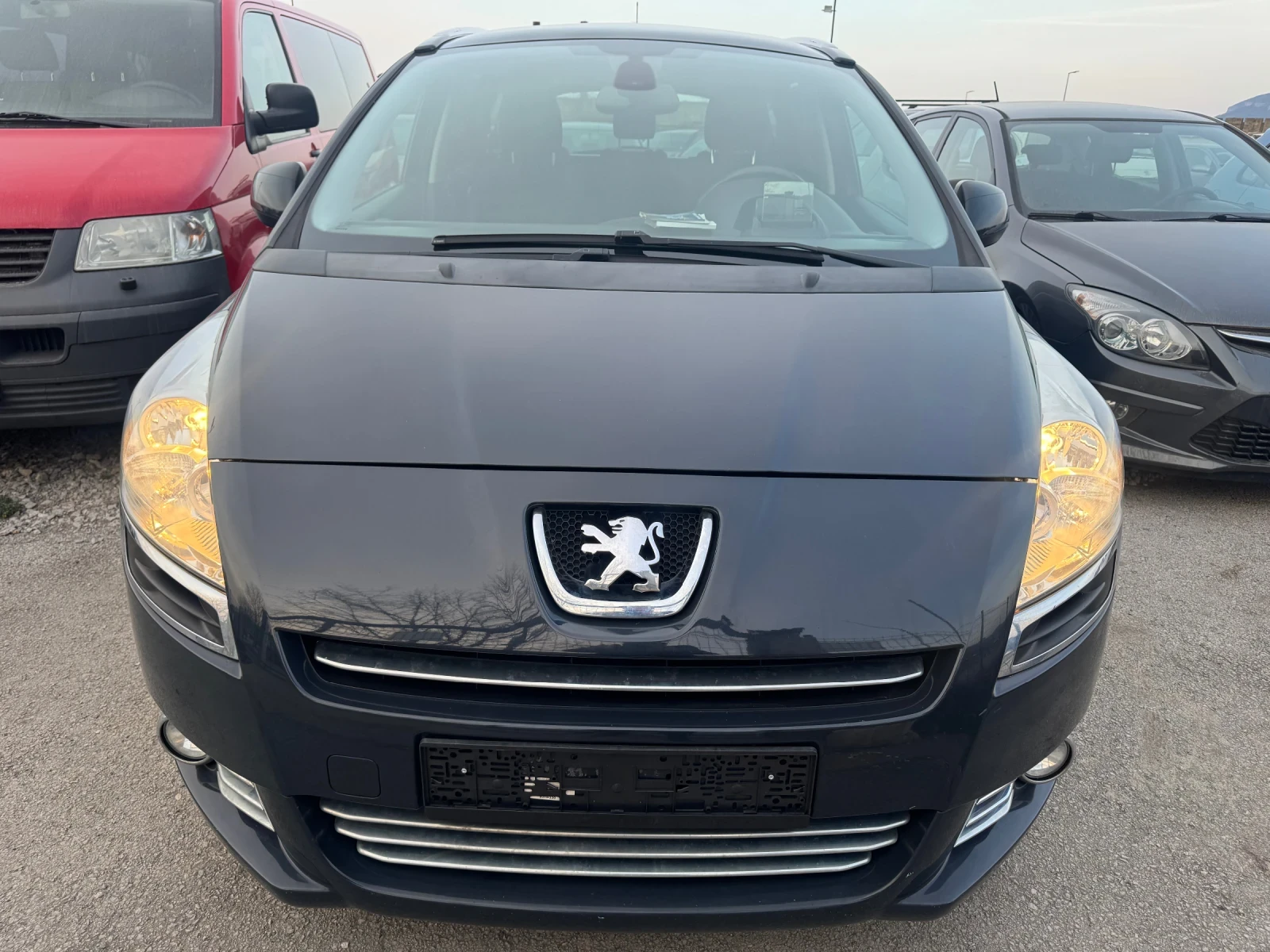 Peugeot 5008 1.6HDI /KLIMATR / /HEAD-UP /PANORAMA /6ck/158000km, снимка 2 - Автомобили и джипове - 53992245