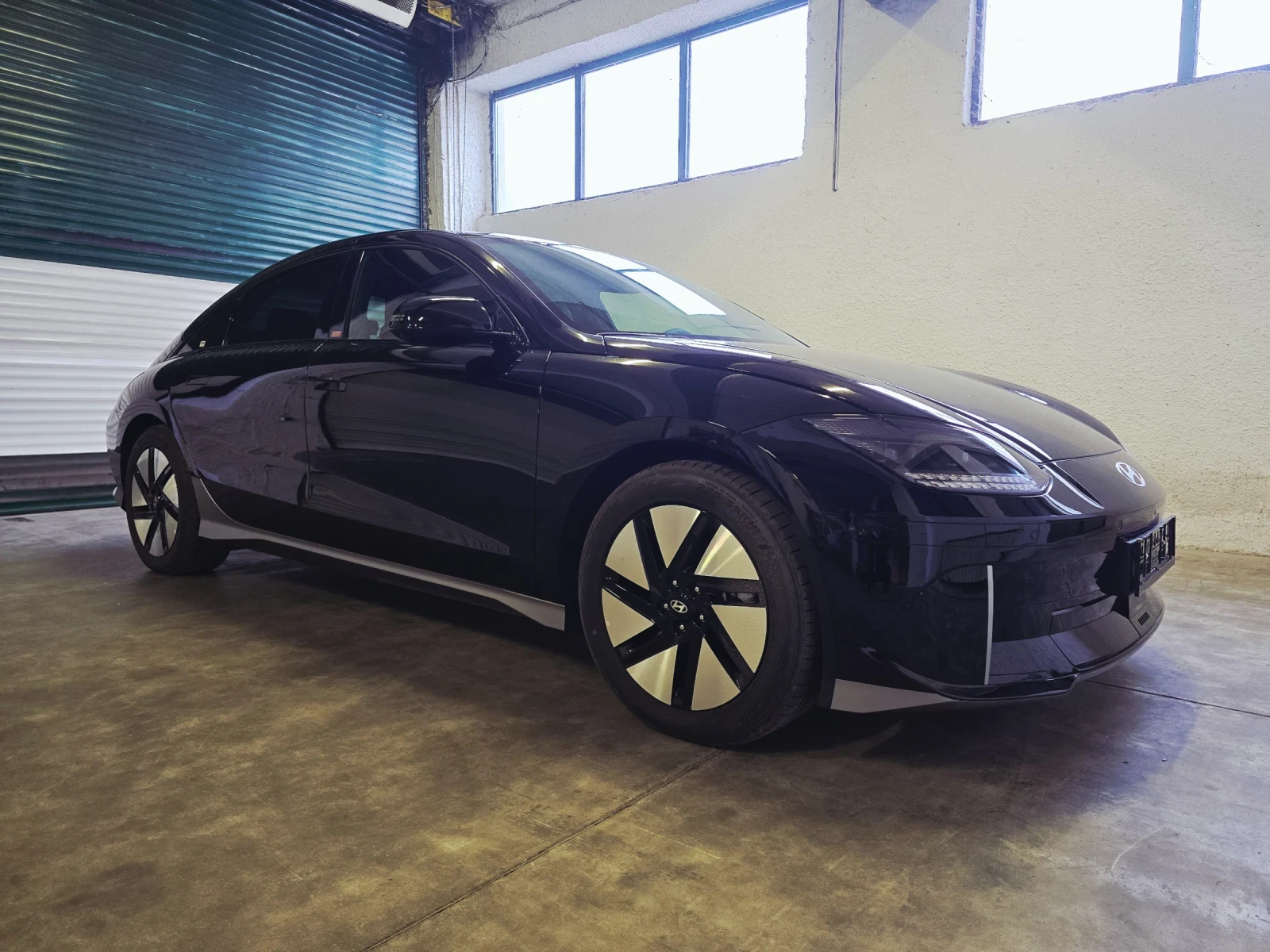 Hyundai Ioniq 6 325hp / 77.4kWh / 4x4 / full, снимка 3 - Автомобили и джипове - 54020310