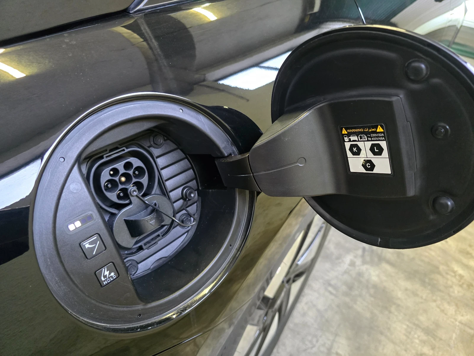 Hyundai Ioniq 6 325hp / 77.4kWh / 4x4 / full, снимка 16 - Автомобили и джипове - 54020310