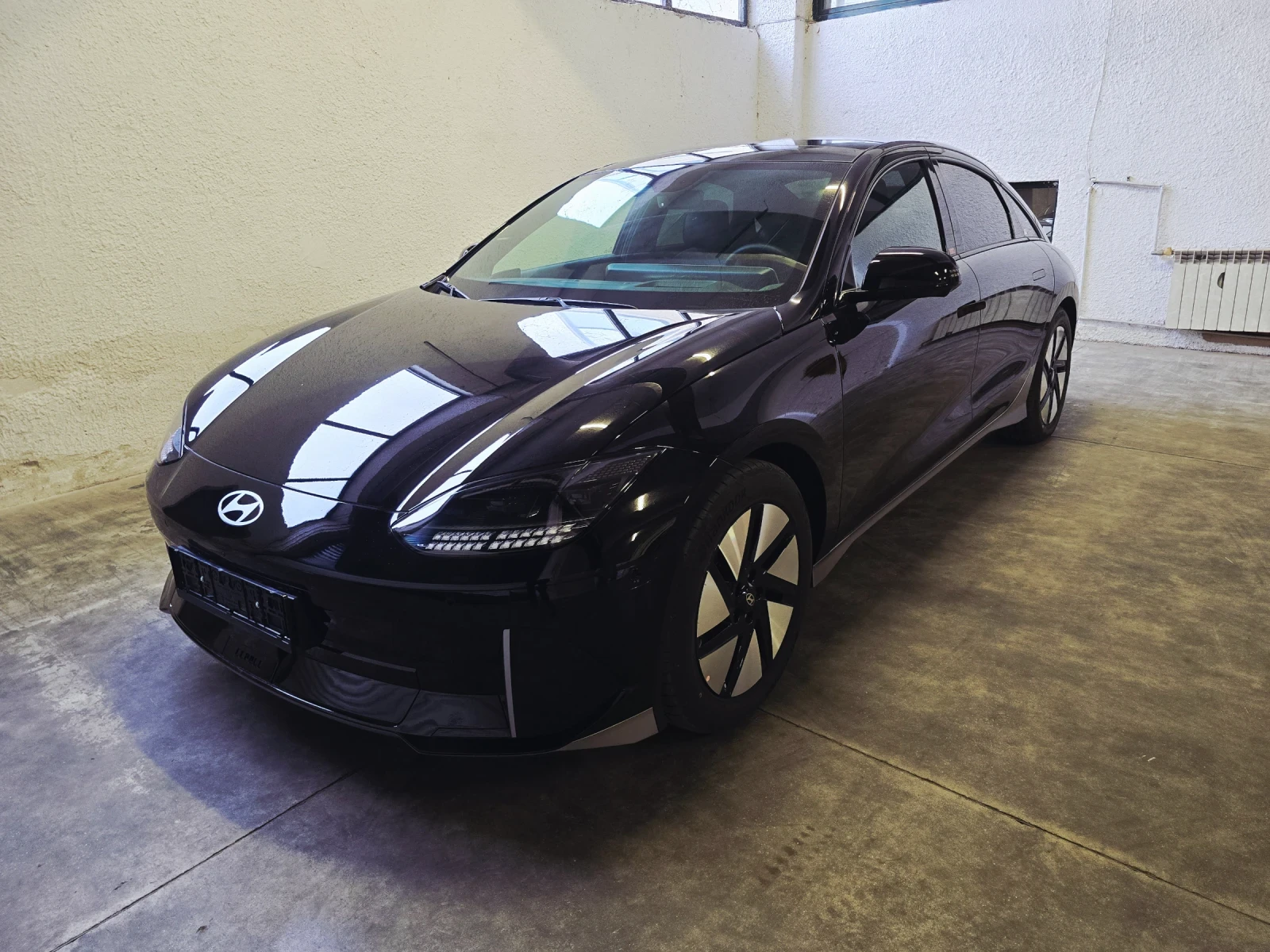 Hyundai Ioniq 6 325hp / 77.4kWh / 4x4 / full, снимка 7 - Автомобили и джипове - 54020310